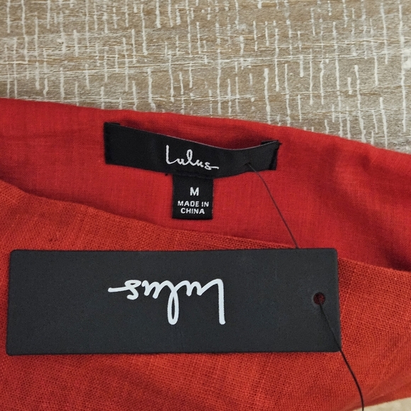 NWT Lulus Frill it up Red Tiered ruffled mini skirt size medium - Picture 3 of 3